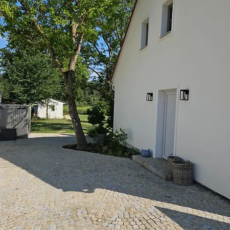 Holiday home Lindenhouse *